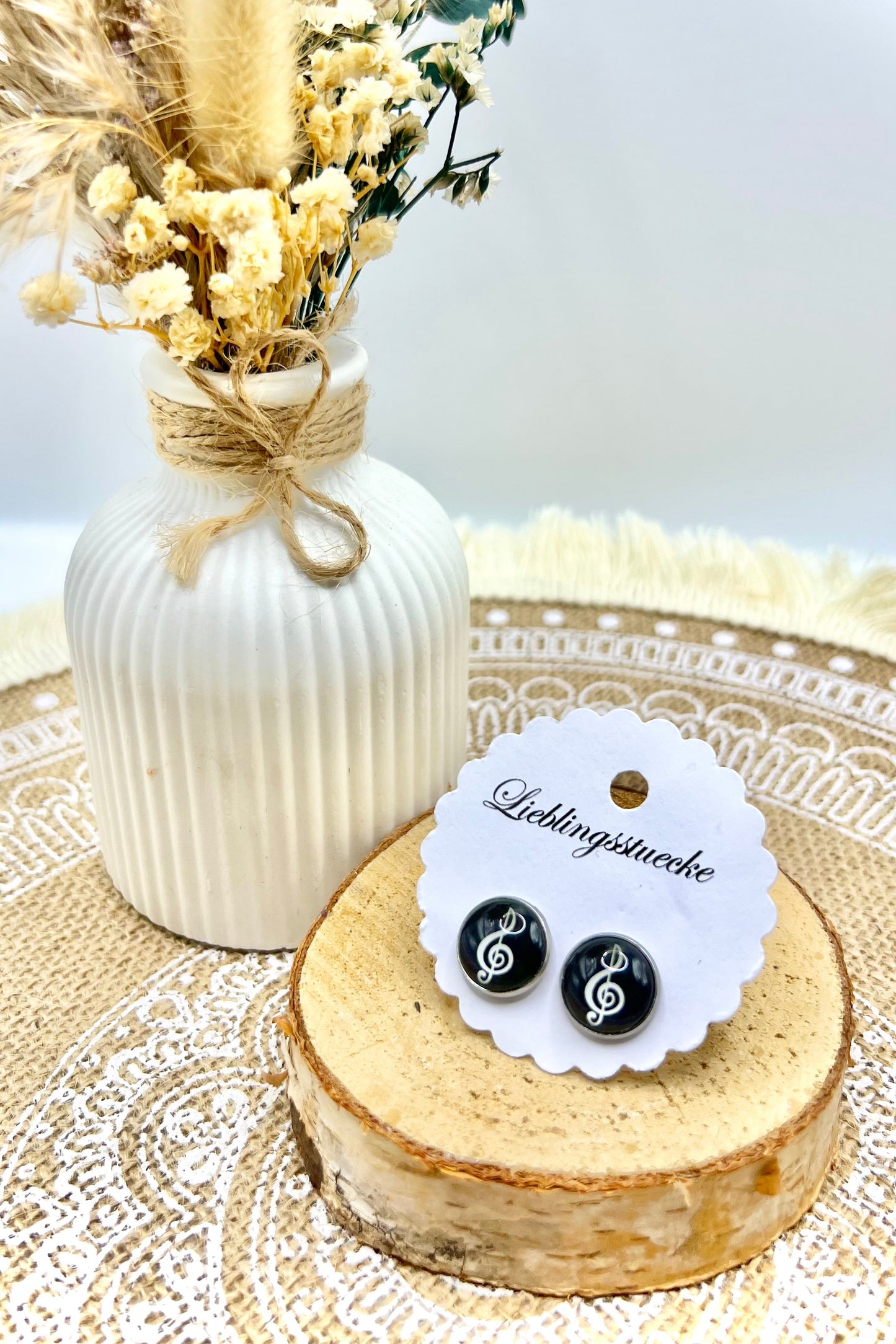 Ohrstecker „Note-/Notennschlüssel“ – handgefertigt, Edelstahl, 12 mm