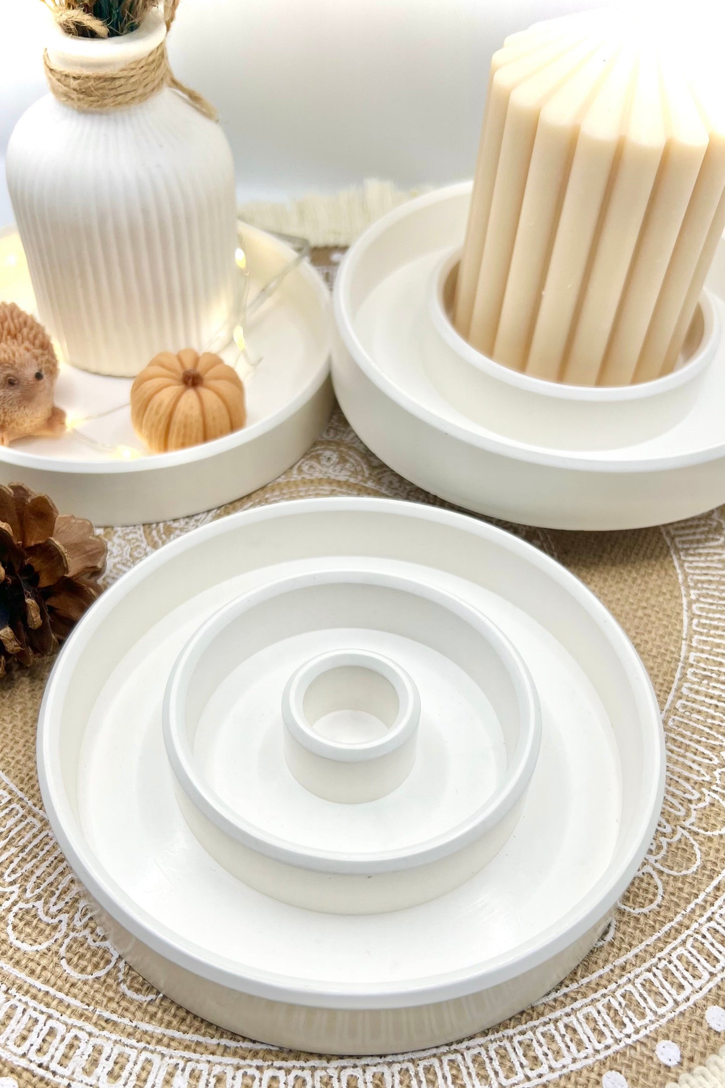 Handgemachtes Deko Tablett rund aus Keramik – 3 Varianten für Kerzen & Wohnaccessoires