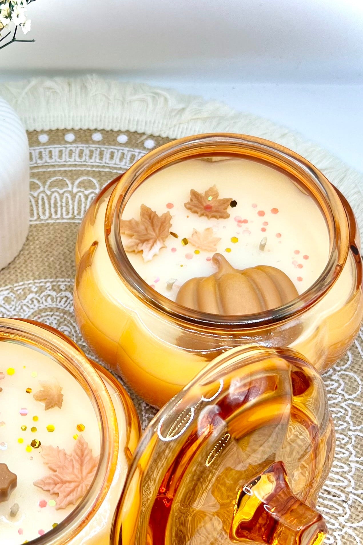 Duftkerze im Glas – Kürbisform | Herbst Edition mit Deckel