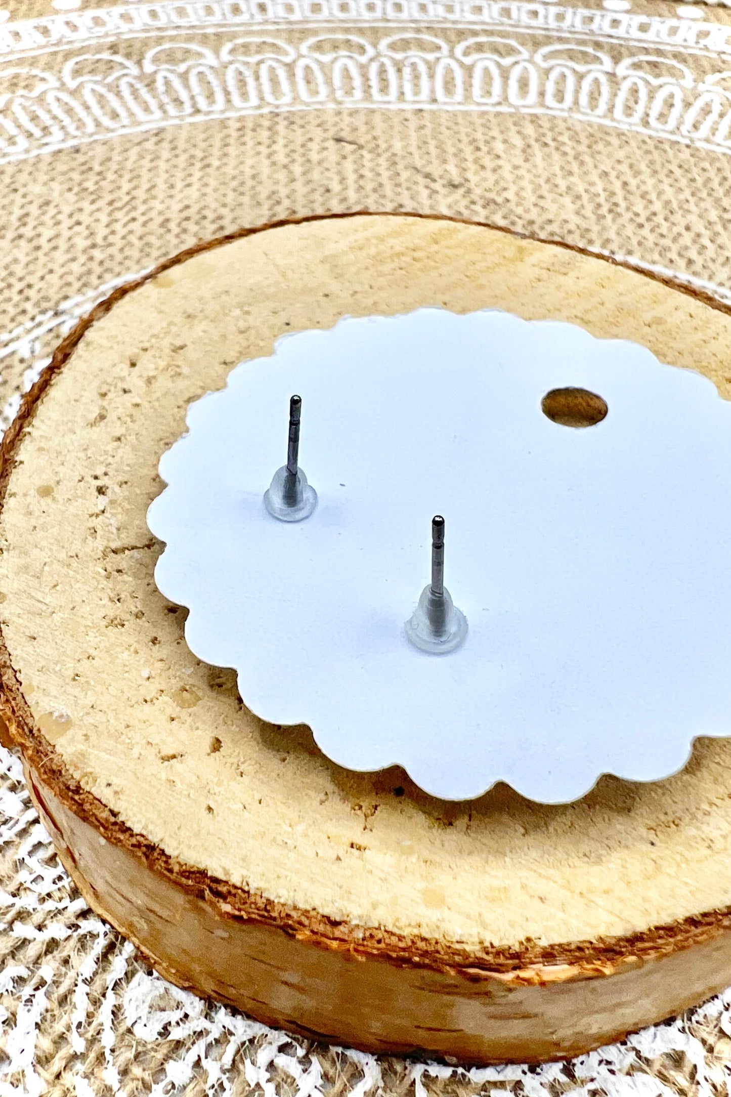 Laserprint Ohrstecker „Pfoten“ – Edelstahl, 12 mm