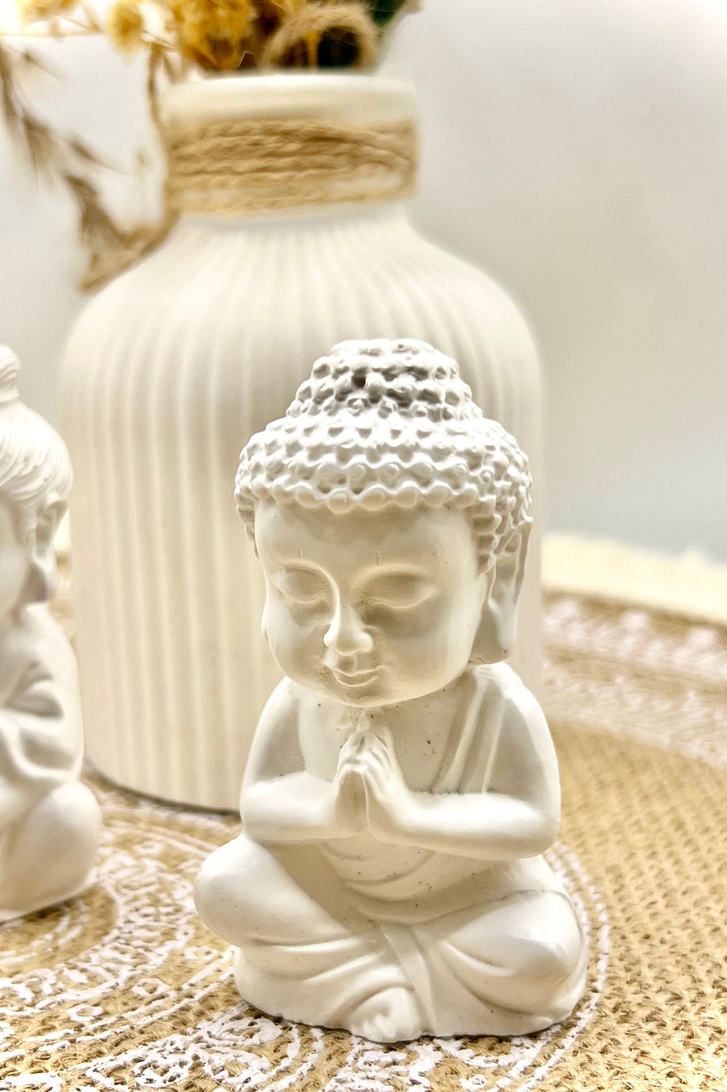 Filigraner Mini-Buddha – Dein stiller Begleiter für Ruhe und Achtsamkeit 🪷