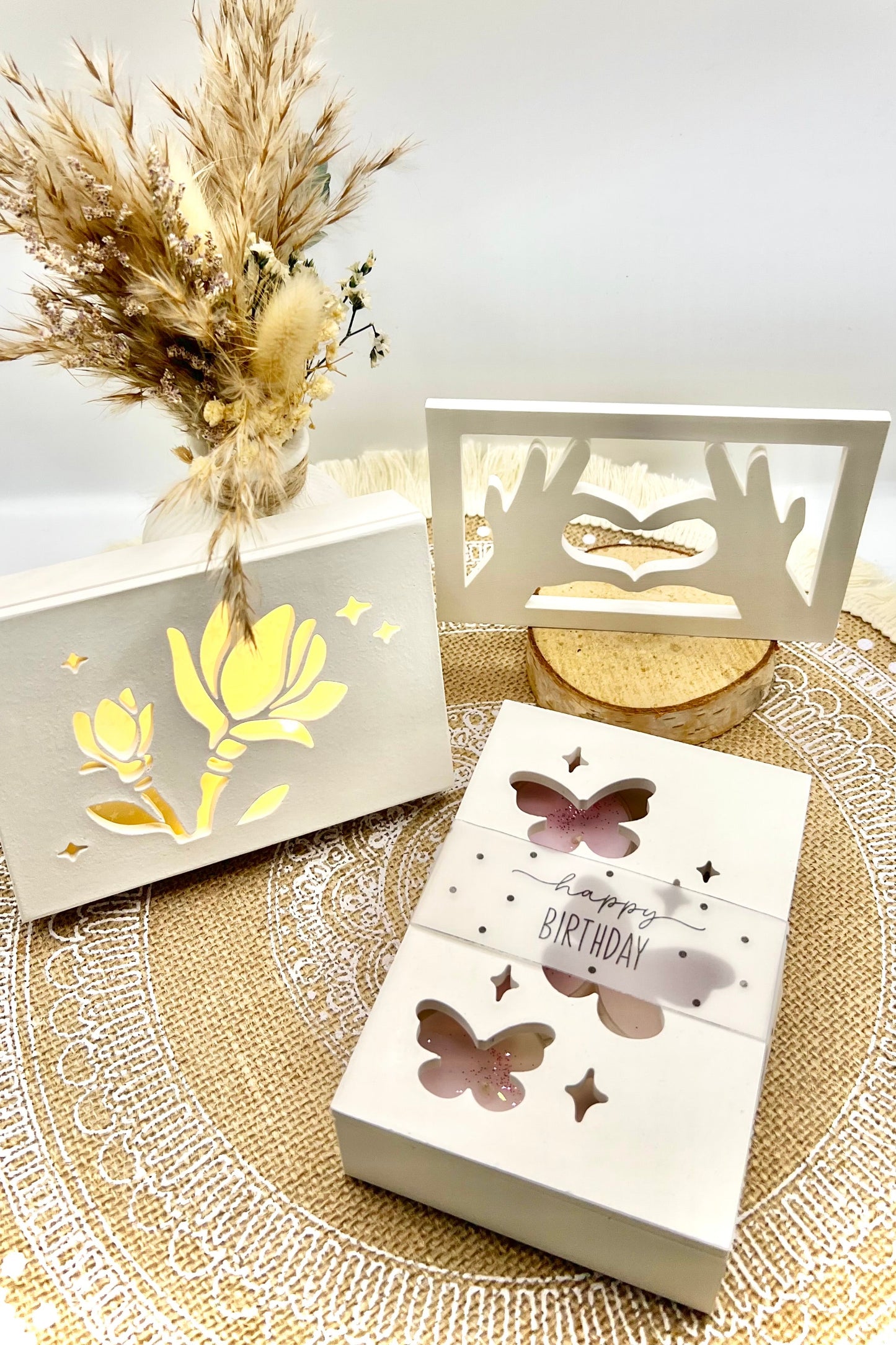 Kleine Geschenk-Schatulle (Höhe 2,5cm) - Handgefertigte Keramikbox für besondere Momente