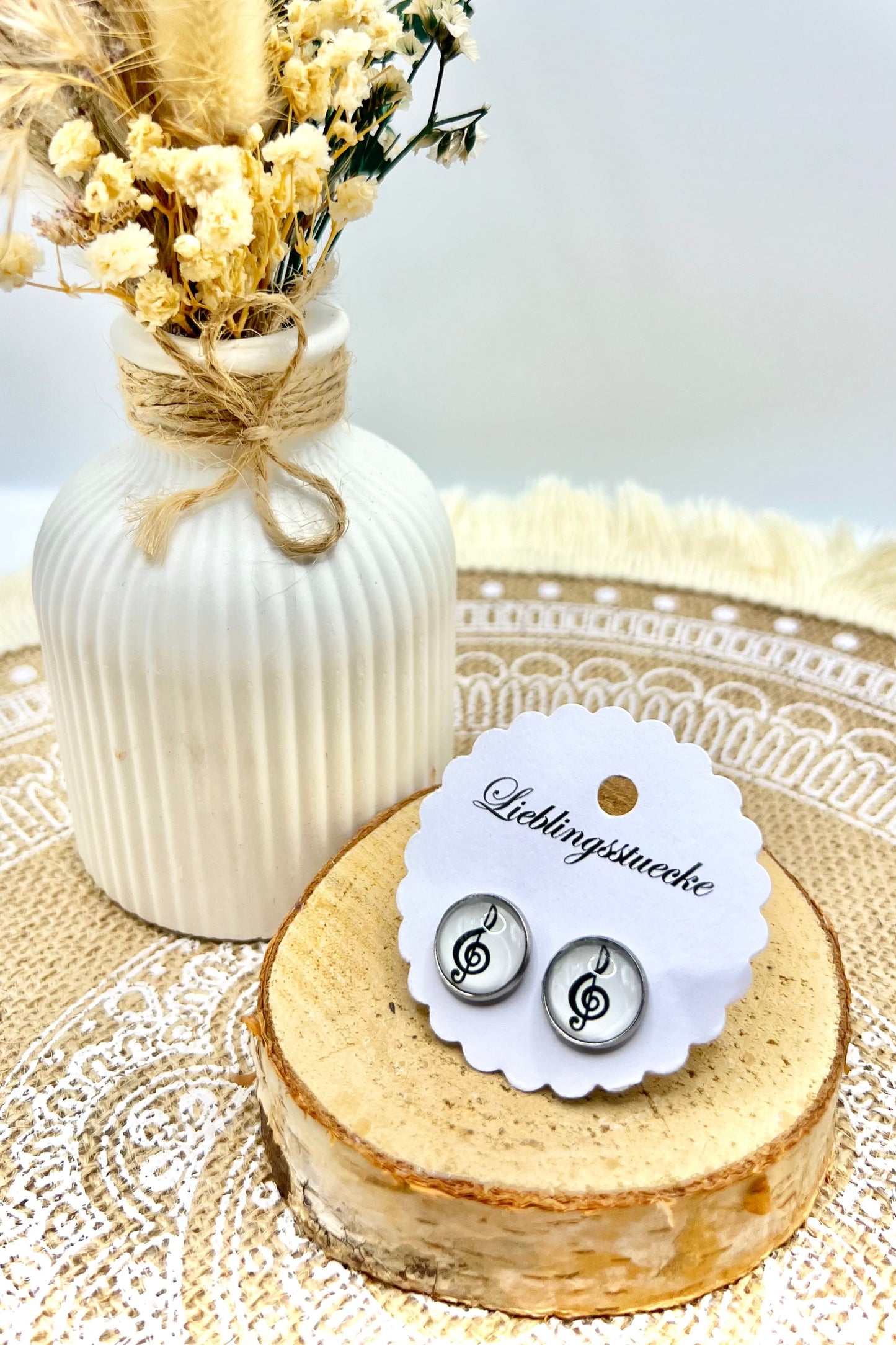Ohrstecker „Note-/Notennschlüssel“ – handgefertigt, Edelstahl, 12 mm