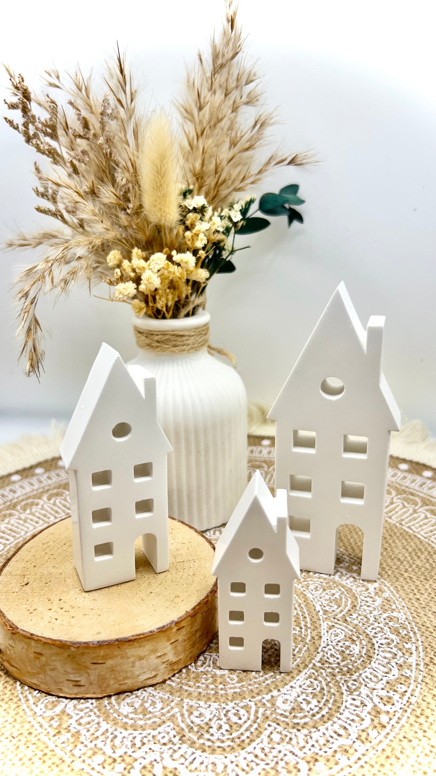 Lichtbox aus Eiche & Keramik – mit Schriftzug & Mini-Lichterkette | Winterdeko, Geschenkidee & Wohnakzent
(verschiedene Motive)