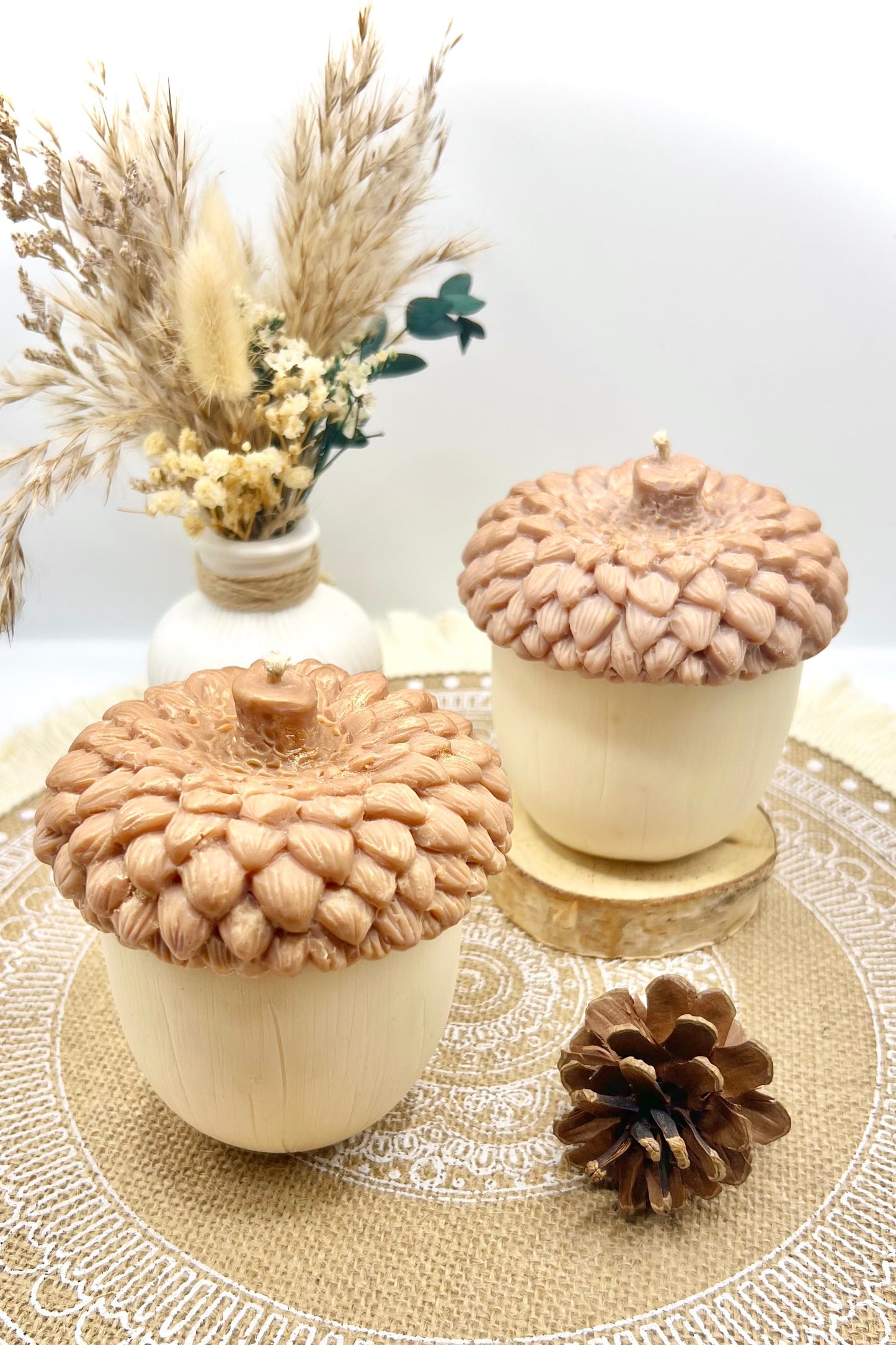 🍂 Eichel Kerze handgegossen – Herbstdeko Kerze