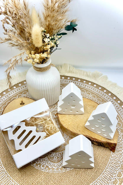 Leucht-Tannenbaum aus handgegossener Keramik inkl. LED-Licht & Geschenkverpackung – Weihnachtsdeko & Geschenkidee