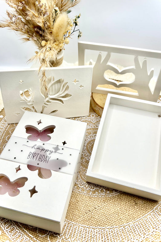 Kleine Geschenk-Schatulle (Höhe 2,5cm) - Handgefertigte Keramikbox für besondere Momente