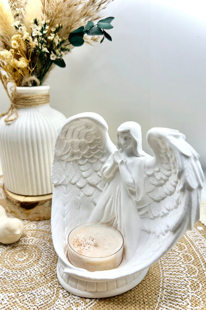 🕯️ Teelichthalter „Engel“ – handgegossene Dekofigur in Weiß