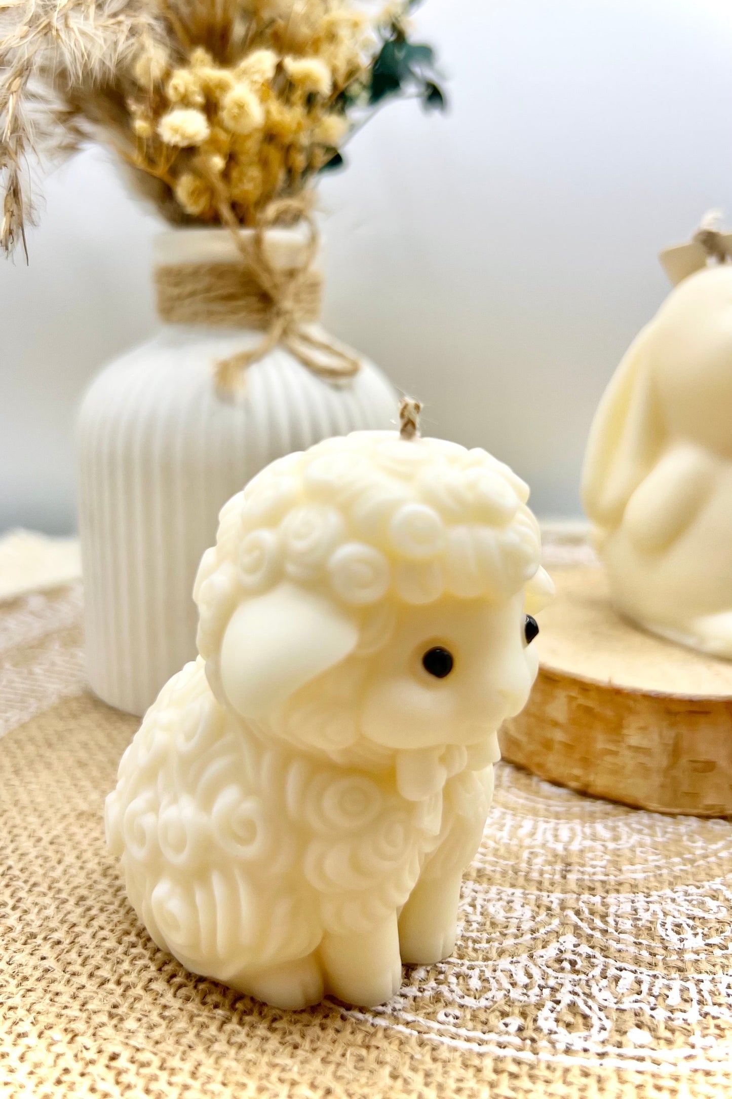 Süße Schäfchenkerze – liebevolle Frühlings- & Osterdeko