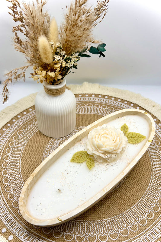 🌿 Florale Duftkerze mit Pfingstrose in handgegossener Schale mit Marmoroptik