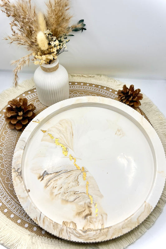 Handgemachtes Keramik-Tablett – perfekt für Kerzen, Adventskranz & winterliche Tischdeko