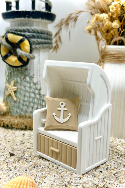 Maritimer Miniatur-Strandkorb – handgegossene Küstendeko mit 3D-Details