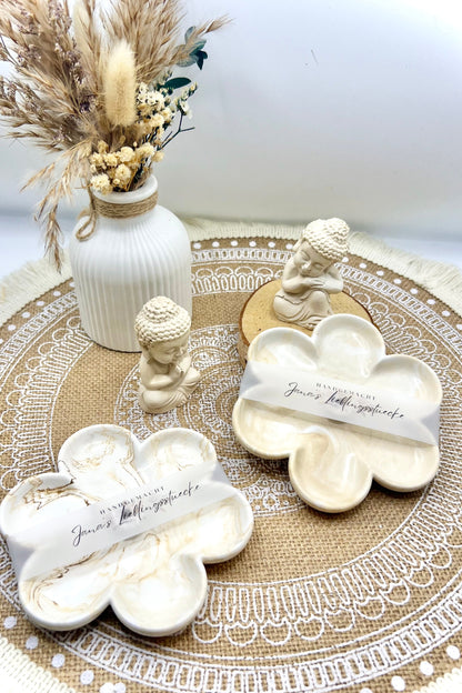 Räucherstäbchen Schale in Blütenform – stilvoll und handgefertigt