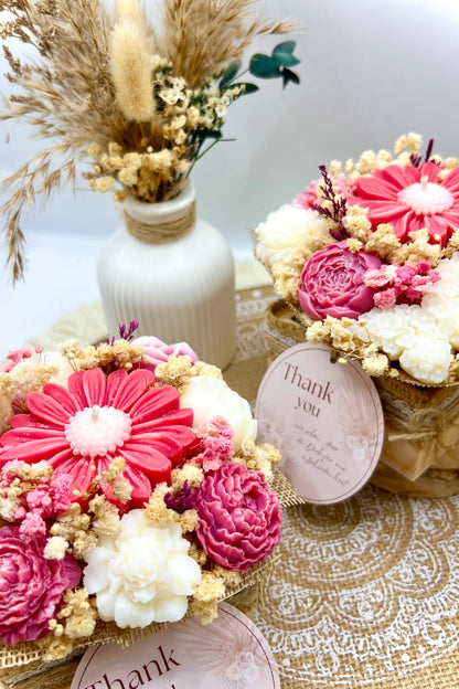 🌸 Kerzenbouquet im Holzgefäß – Schwimmkerze & Waxmelts-Blüten