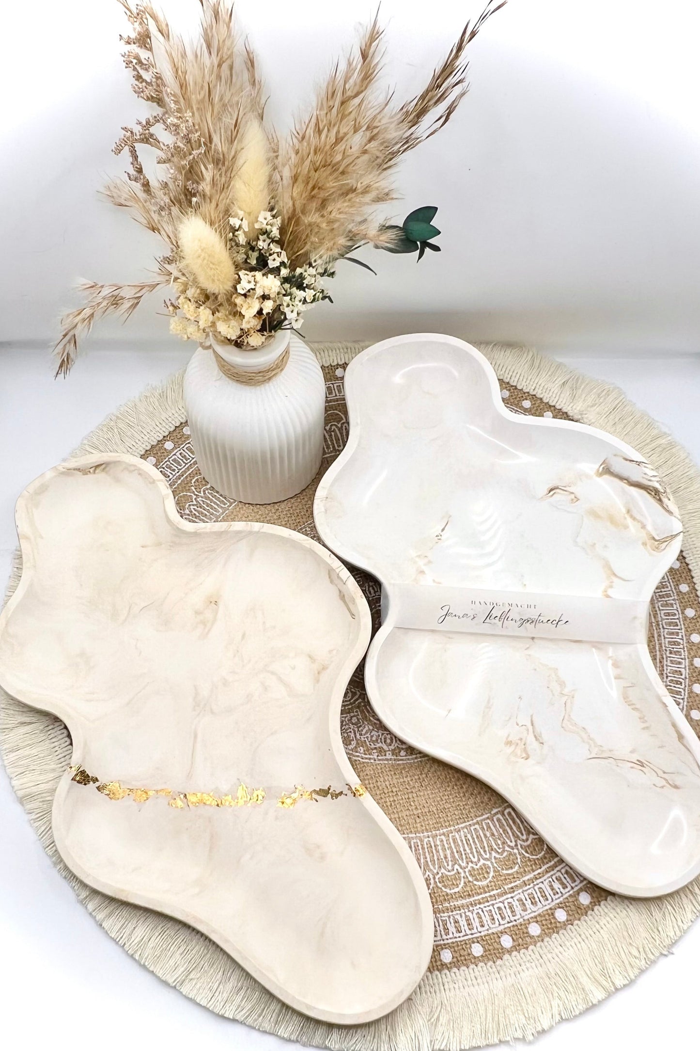 Wolkentablett – handgegossen & marmoriert | wählbar mit oder ohne Blattgold